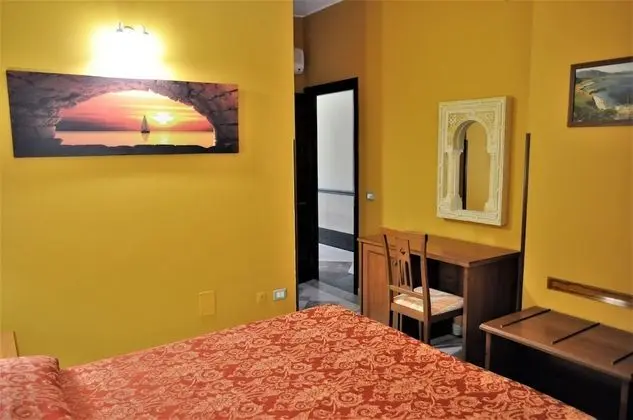 Tek Büyük Yataklı Oda