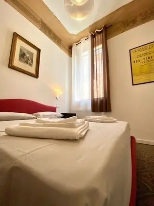 Classic Tek Büyük veya İki Ayrı Yataklı Oda