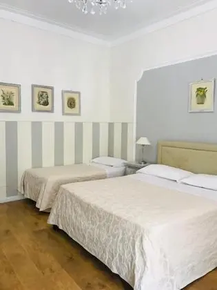 Camera Quadrupla (ROMEO) Bagno Privato Esterno