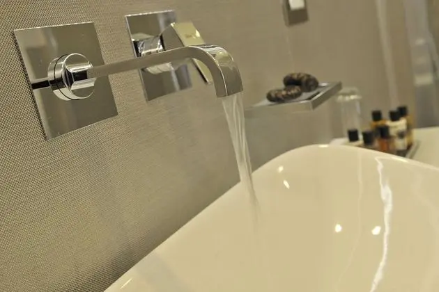 Comfort Tek Büyük veya İki Ayrı Yataklı Oda