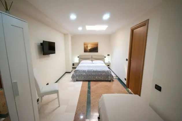 Comfort Tek Büyük Yataklı Oda