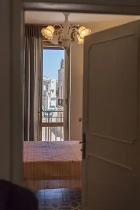 Tek Büyük veya İki Ayrı Yataklı Oda (Private External Bathroom)