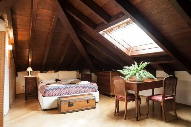 Comfort Tek Büyük Yataklı Oda (Attic)