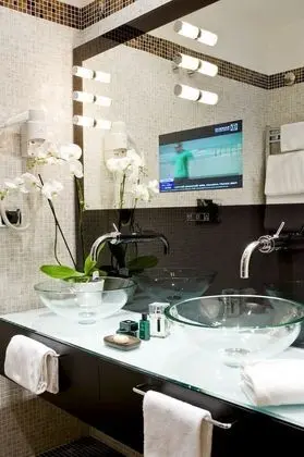 Deluxe Üç Kişilik Oda, Sigara İçilmez (Free Smartphone for Guests)