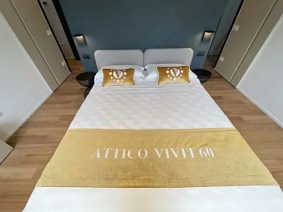 Attico Vivit 60, Annex Building