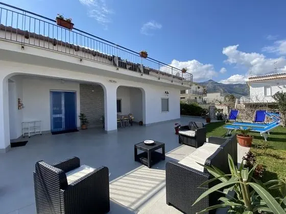 Villa, Sigara İçilebilir