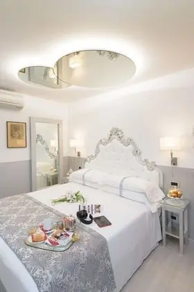 Deluxe Tek Büyük veya İki Ayrı Yataklı Oda