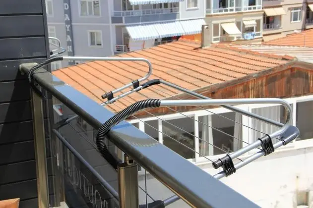 Deluxe Oda, Kısmi Deniz Manzaralı, Balkonlu