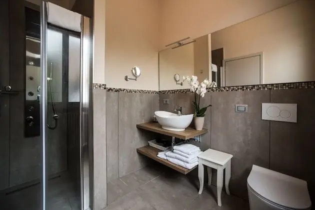 Comfort Tek Büyük veya İki Ayrı Yataklı Oda