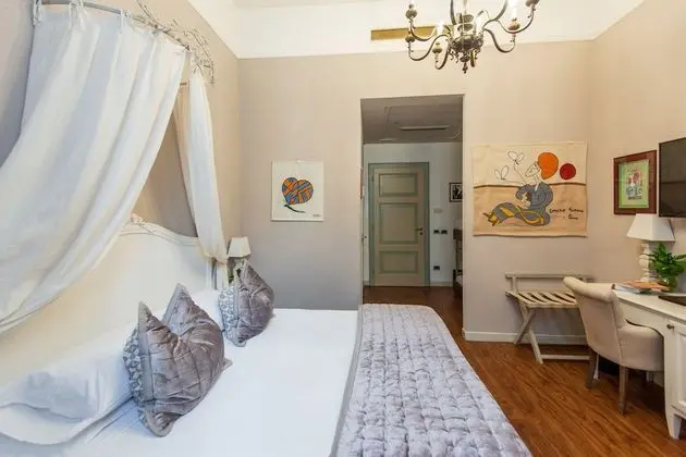 Superior Büyük Yataklı Tek Kişilik Oda