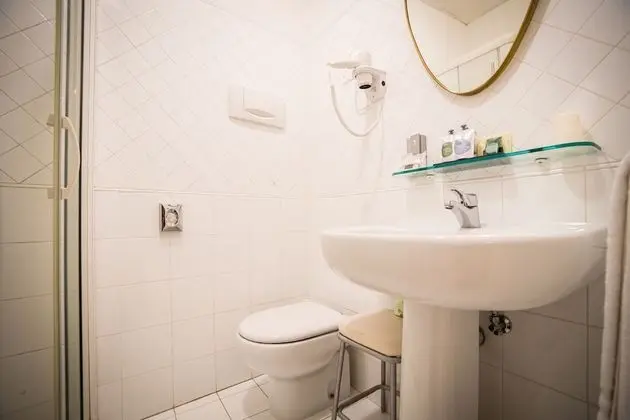 Superior Büyük Yataklı Tek Kişilik Oda