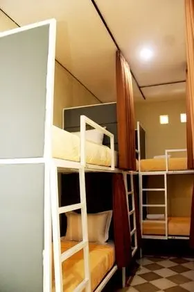 12-Bed Mixed Dormitory