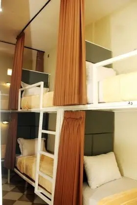 12-Bed Mixed Dormitory