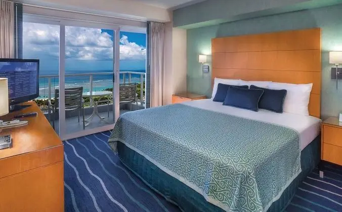 Partial Ocean View, 1 Queen Bed