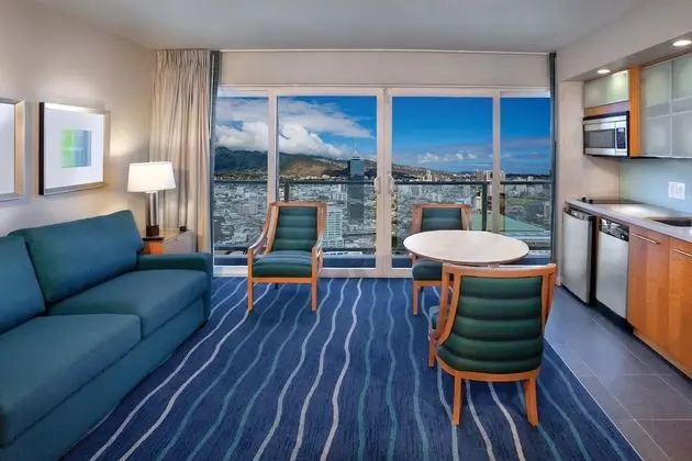 Süit, 1 Yatak Odası, Dağ Manzaralı (Waikiki Tower - Resort Fee Included)