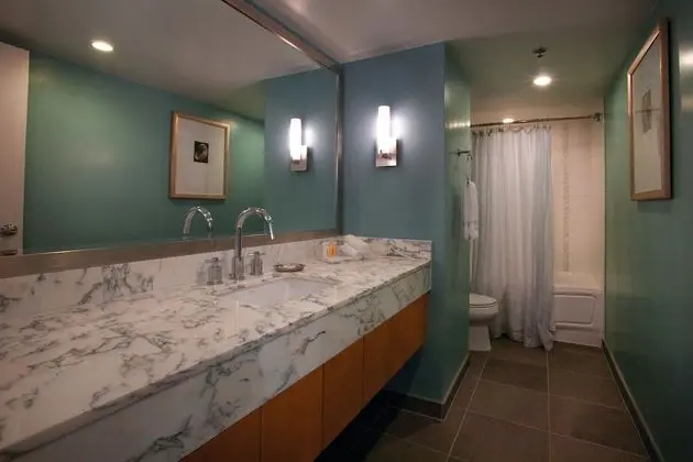 Süit, 1 Yatak Odası, Dağ Manzaralı (Waikiki Tower - Resort Fee Included)