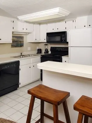 Condo, 2 Bedrooms, 2 Bathrooms, Sea Facing