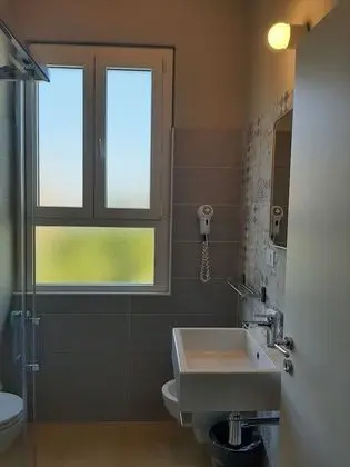 Standard Tek Büyük veya İki Ayrı Yataklı Oda