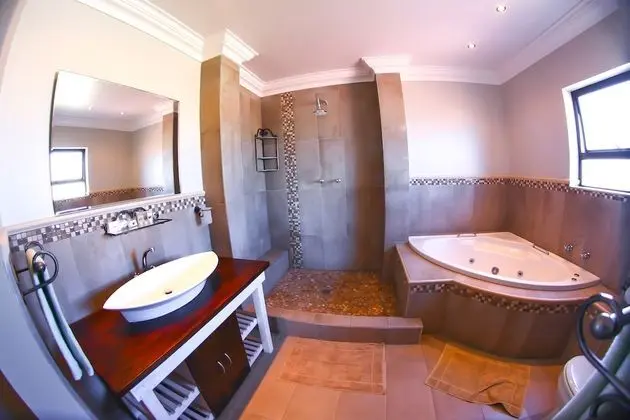 Tek Büyük Yataklı Oda (Double Room - King Luxury )