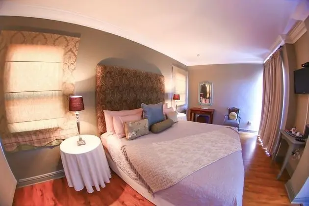 Tek Büyük Yataklı Oda (King Room)