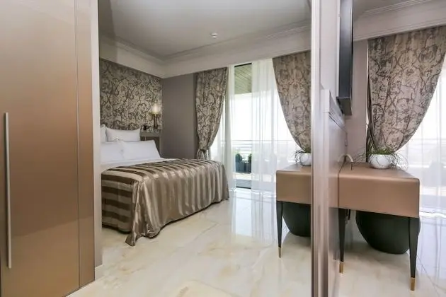 Home Suite Premium 2 Bedroom