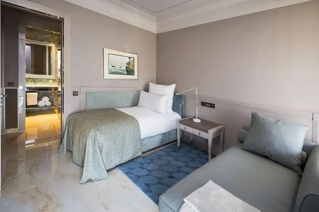 Home Suite Premium 2 Bedroom