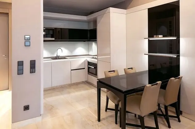 Home Suite Premium 2 Bedroom