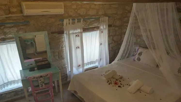 Standart 1 Çift Kişilik Yatak