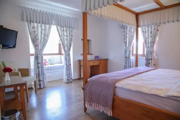 Cumbalı Oda