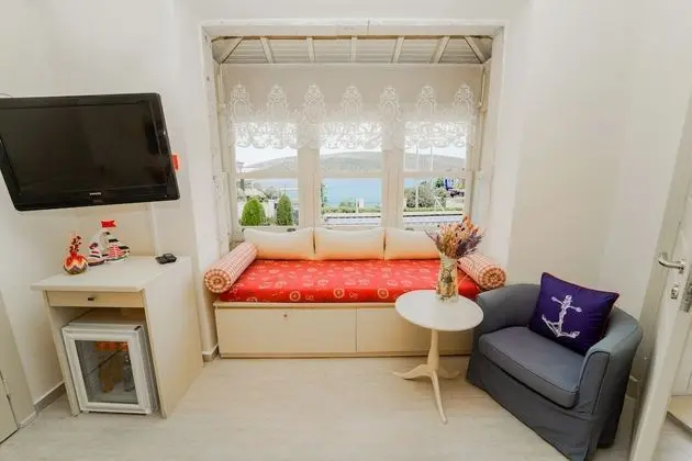 Deluxe Tek Büyük veya İki Ayrı Yataklı Oda, Deniz Manzaralı