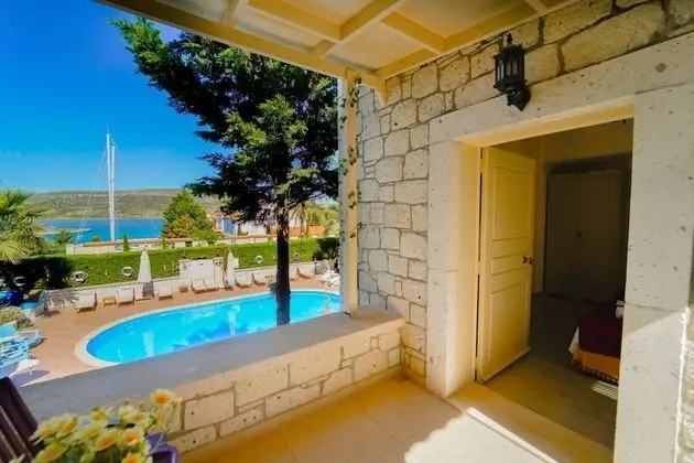 Deluxe Tek Büyük veya İki Ayrı Yataklı Oda, Deniz Manzaralı