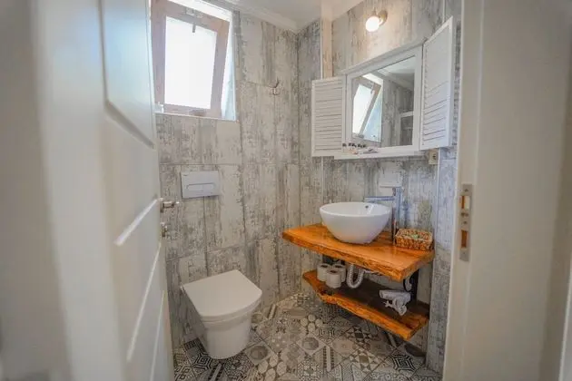 Deluxe Tek Büyük veya İki Ayrı Yataklı Oda, Deniz Manzaralı