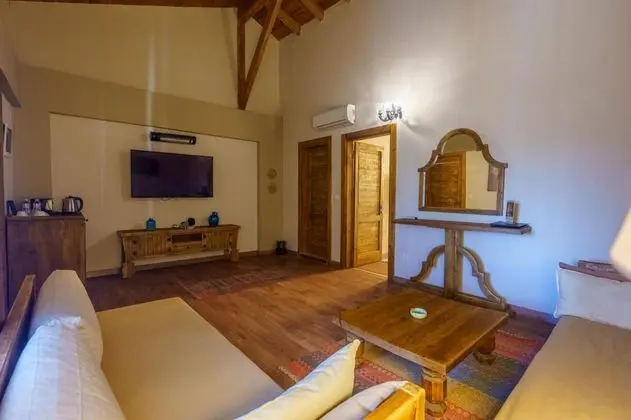 Studio, Şehir Manzaralı