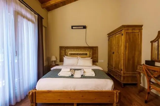 Studio, Şehir Manzaralı