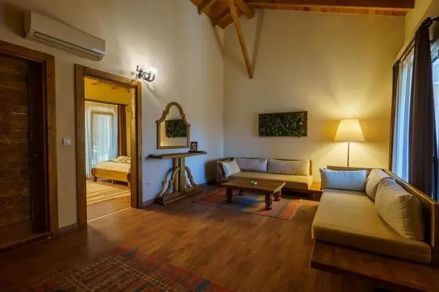 Studio, Şehir Manzaralı