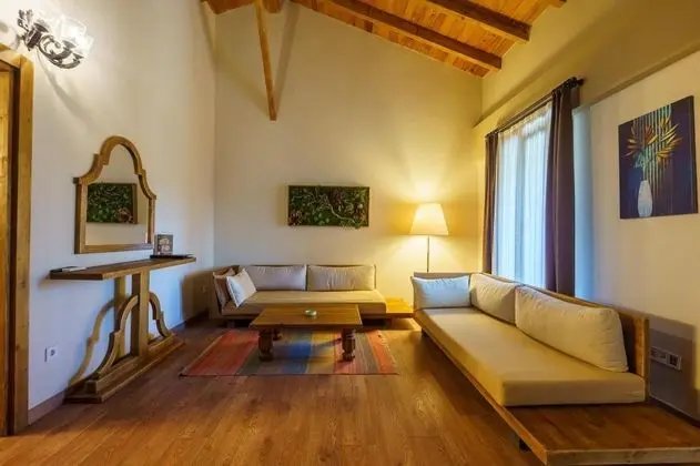 Studio, Şehir Manzaralı