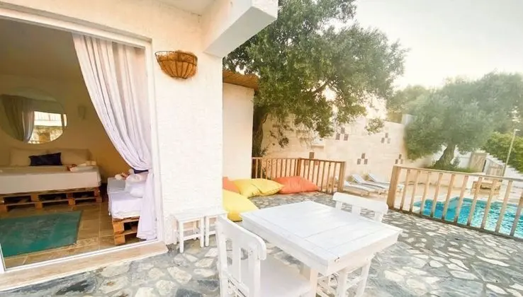 Standard Oda Bahce Manzaralı