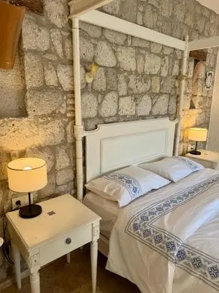 Deluxe Oda, Kara veya Havuz Manzaralı