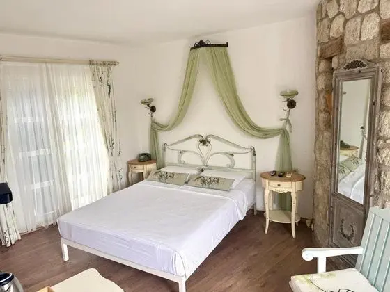 Ekonomik Oda, Bahçe Manzaralı