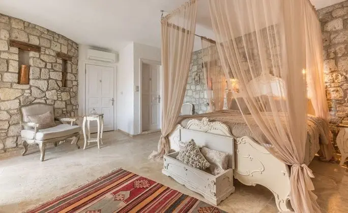 Suite, Havuz Manzaralı, Jakuzili