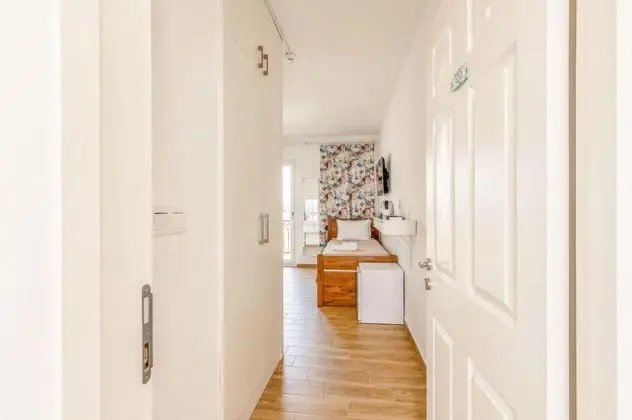 https://images.odamax.com/img/1024x768/odamax/image/upload/Ala_at_Limonaia_Hotel_202606042050513_limonia_307_7.jpg