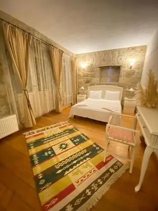 Deluxe Çift Kişilik Oda, Sokak Manzaralı, Fransız Balkonlu