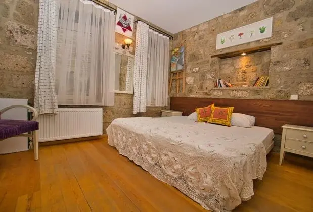 Ekonomik Oda, Sokak Manzaralı, Giriş Katı