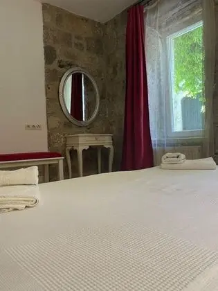 Ekonomik Oda, Sokak Manzaralı, Giriş Katı
