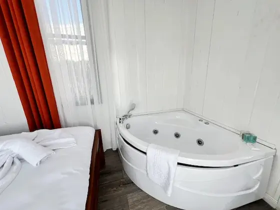 Tiny House Jakuzi - İadesiz Sadece Oda