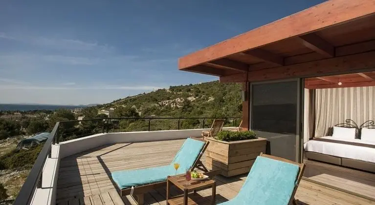 https://imagessl.etstur.com/files/images/hotelImages/TR/53169/l/Villa-Renk-Otel-Alacati-Oda-38919.jpg