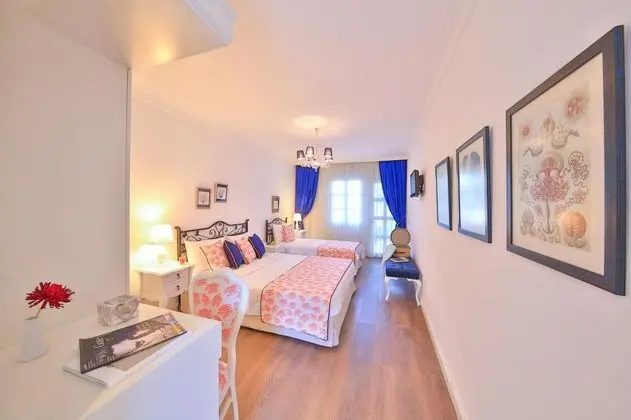 Dört Kişilik Oda, Bahçe Manzaralı