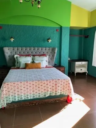 Luxury Tek Büyük Yataklı Oda, Bahçe Manzaralı