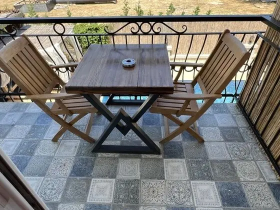 King Suit, Havuz Manzaralı, Balkonlu