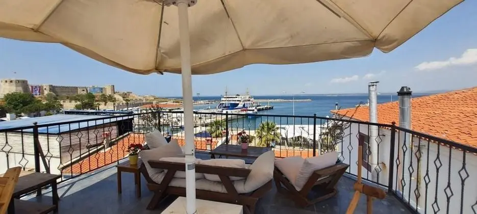 Teraslı Standart Oda, Şehir Manzaralı, Ortak Teraslı